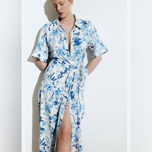 H&M Blue Floral Midi Dress